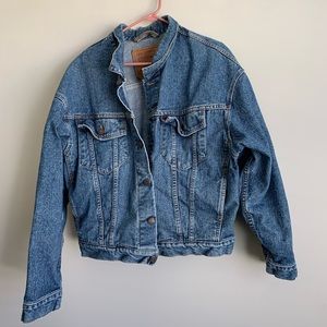 Levi jean jacket Large